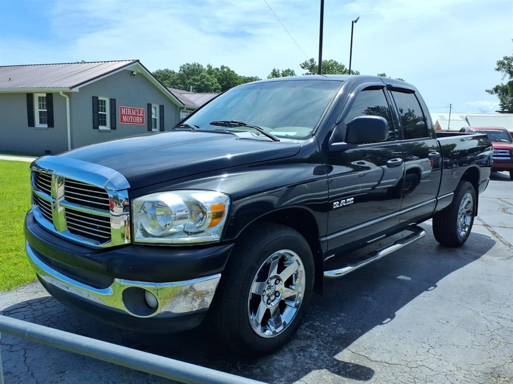 2008 Dodge Ram 1500 SLT Big Horn Quad Cab LWB's photo