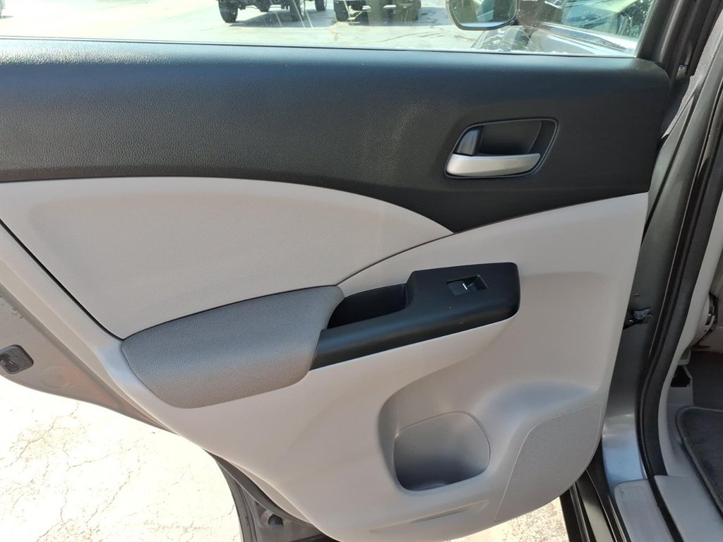 2013 Honda CR-V LX - Photo 9